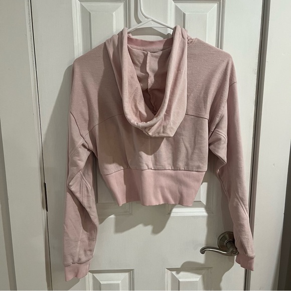 Gymshark Light Pink Cropped Hoodie - Picture 3 of 3